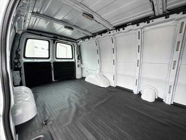 2025 Chevrolet Express Cargo Van RWD 2500 Regular Wheelbase WT