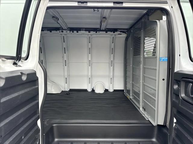 2025 Chevrolet Express Cargo Van RWD 2500 Regular Wheelbase WT