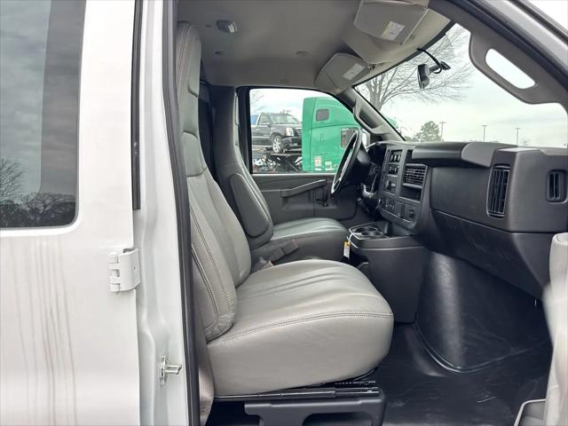 2025 Chevrolet Express Cargo Van RWD 2500 Regular Wheelbase WT