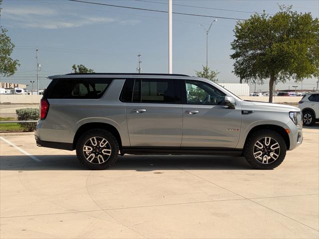 2024 GMC Yukon XL 4WD AT4
