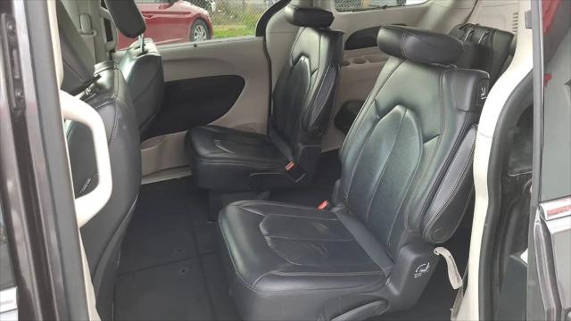 2020 Chrysler Pacifica Touring L
