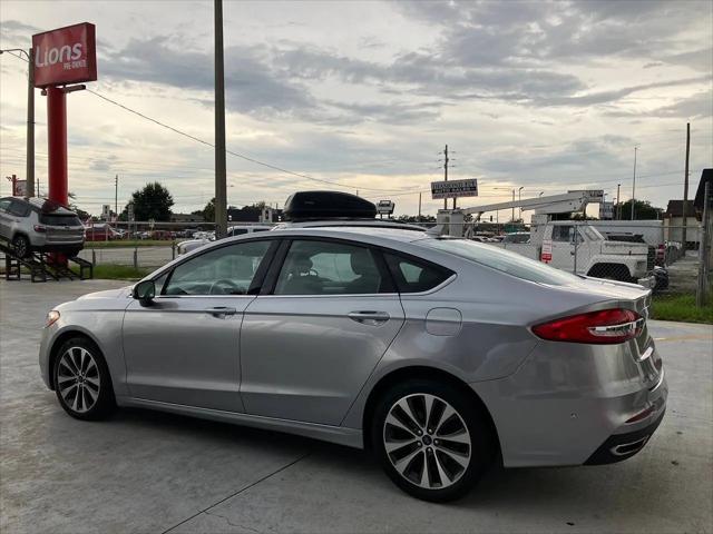 2020 Ford Fusion SE