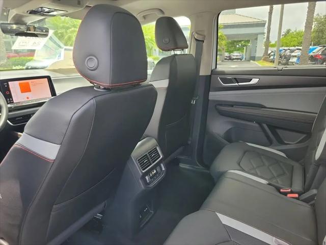 2025 Volkswagen Atlas 2.0T Peak Edition