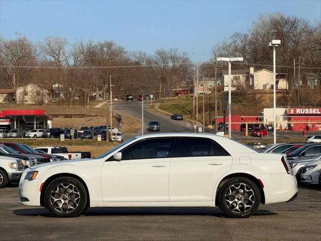 2016 Chrysler 300 300S