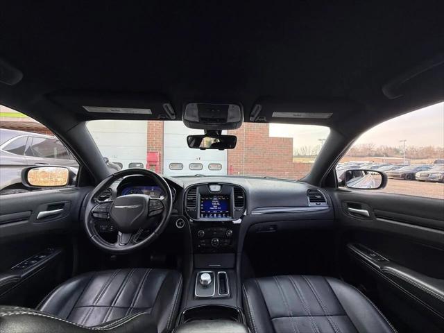 2016 Chrysler 300 300S