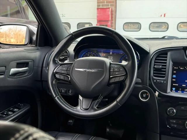 2016 Chrysler 300 300S
