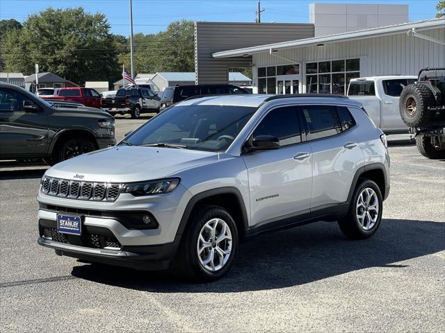 2025 Jeep Compass COMPASS LATITUDE 4X4 2025 Jeep Compass COMPASS LATITUDE 4X4