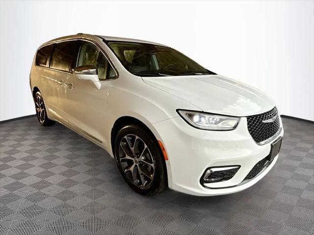 2022 Chrysler Pacifica Limited AWD