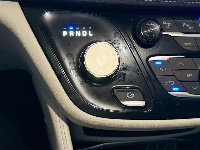 2022 Chrysler Pacifica Limited AWD