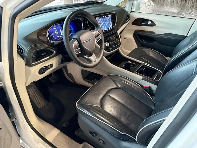 2022 Chrysler Pacifica Limited AWD