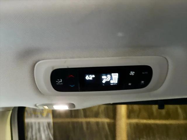 2022 Chrysler Pacifica Limited AWD