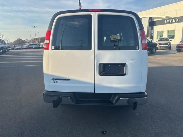 2023 Chevrolet Express Cargo Van RWD 2500 Regular Wheelbase WT