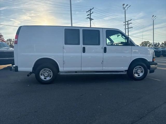 2023 Chevrolet Express Cargo Van RWD 2500 Regular Wheelbase WT