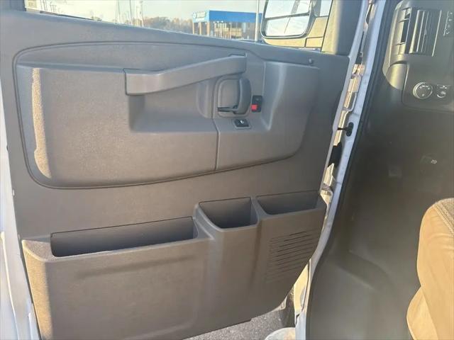 2023 Chevrolet Express Cargo Van RWD 2500 Regular Wheelbase WT