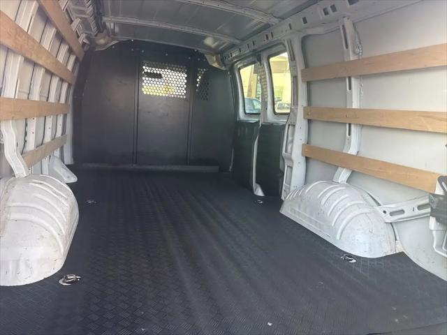 2023 Chevrolet Express Cargo Van RWD 2500 Regular Wheelbase WT