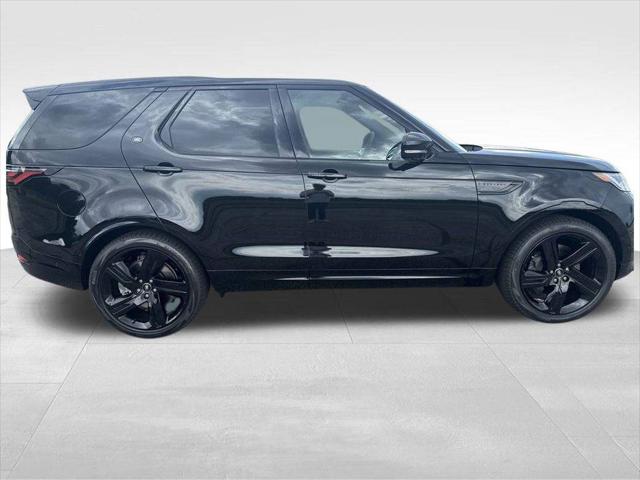 2025 Land Rover Discovery P360 Dynamic SE