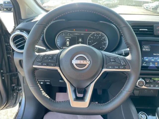 2025 Nissan Versa 1.6 SR