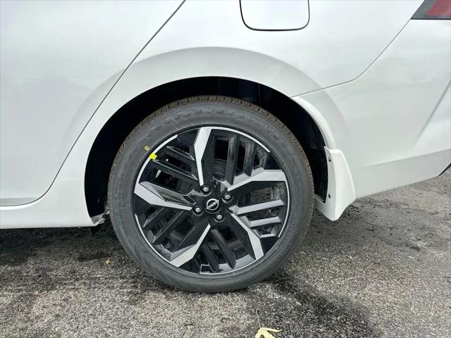 2025 Nissan Versa 1.6 SR