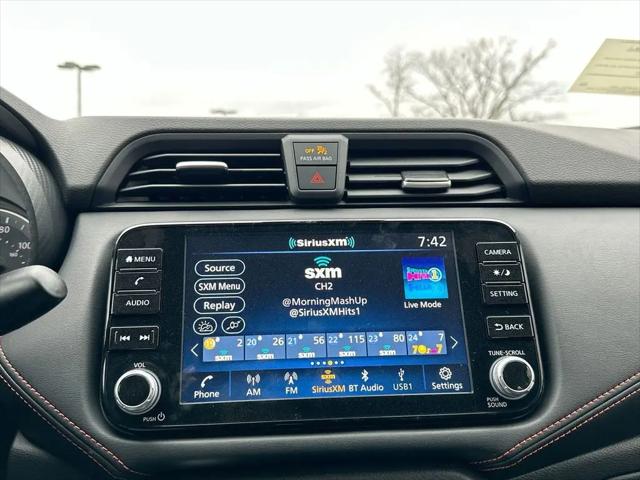 2025 Nissan Versa 1.6 SR