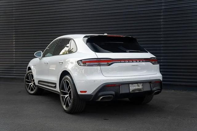 2025 Porsche Macan Macan
