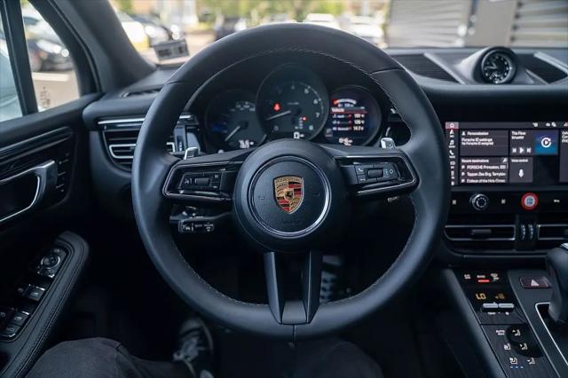 2025 Porsche Macan Macan