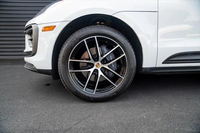 2025 Porsche Macan Macan