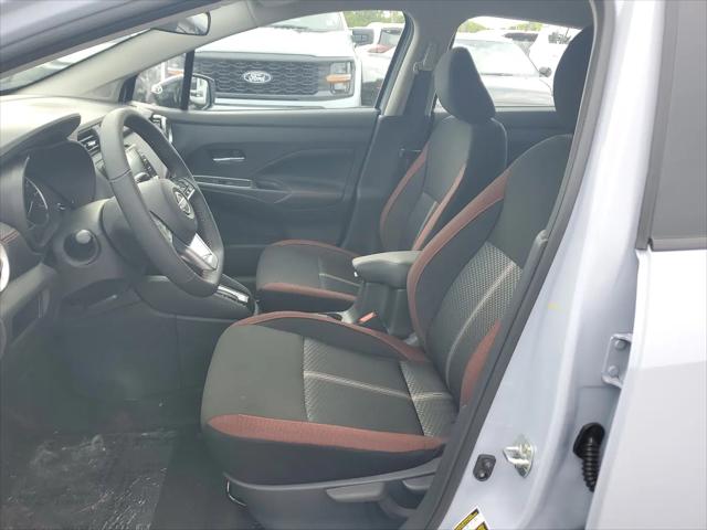 2025 Nissan Versa 1.6 SR