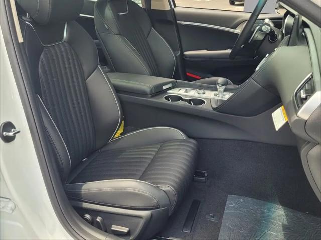 2026 Genesis G70 2.5T RWD Prestige
