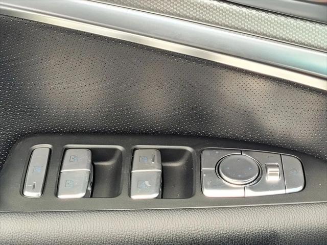 2026 Genesis G70 2.5T RWD Prestige