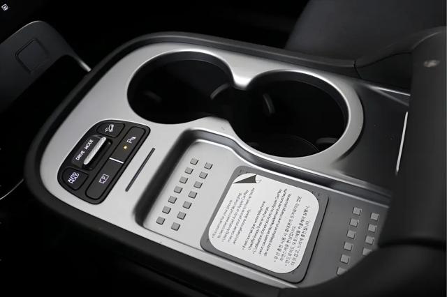 2026 Hyundai IONIQ 9 S