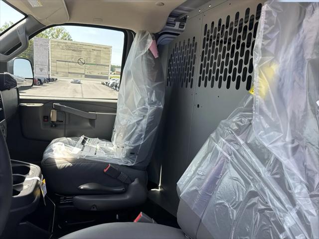 2025 Chevrolet Express Cargo Van RWD 3500 Regular Wheelbase WT
