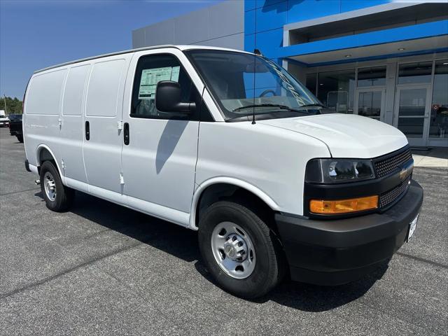 2025 Chevrolet Express Cargo Van RWD 3500 Regular Wheelbase WT