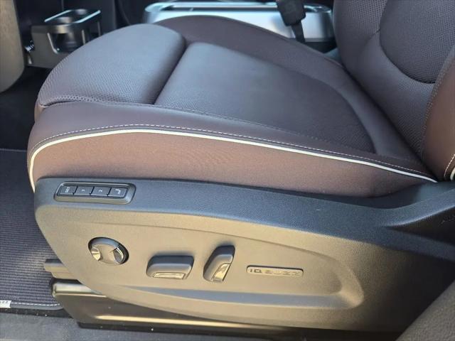 2025 Volkswagen ID. Buzz Pro S