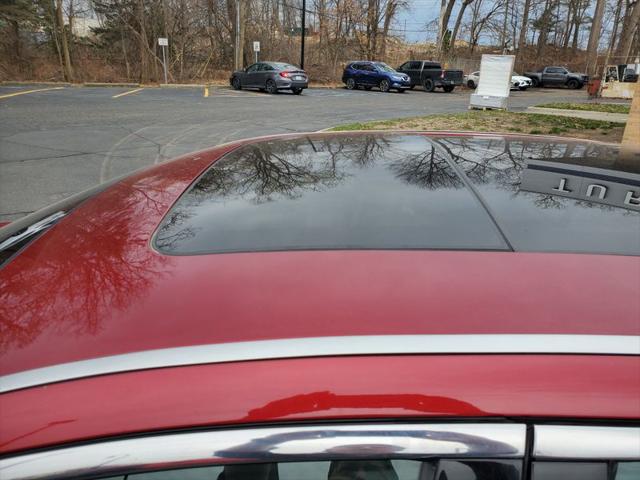 2013 Lincoln MKS Base
