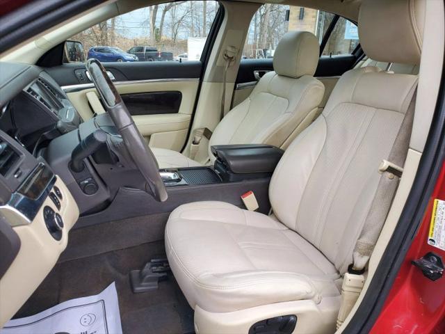 2013 Lincoln MKS Base