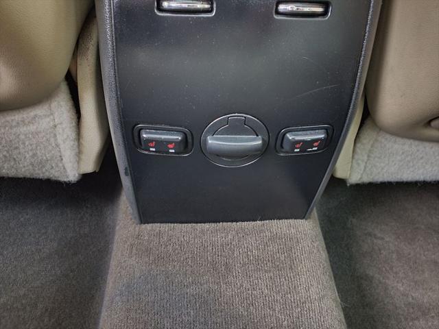 2013 Lincoln MKS Base