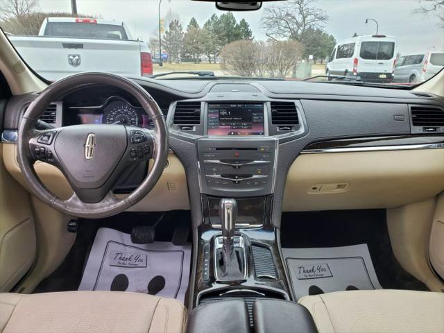 2013 Lincoln MKS Base
