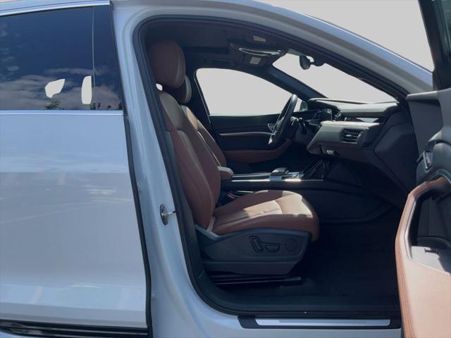 2021 Audi e-tron Premium quattro