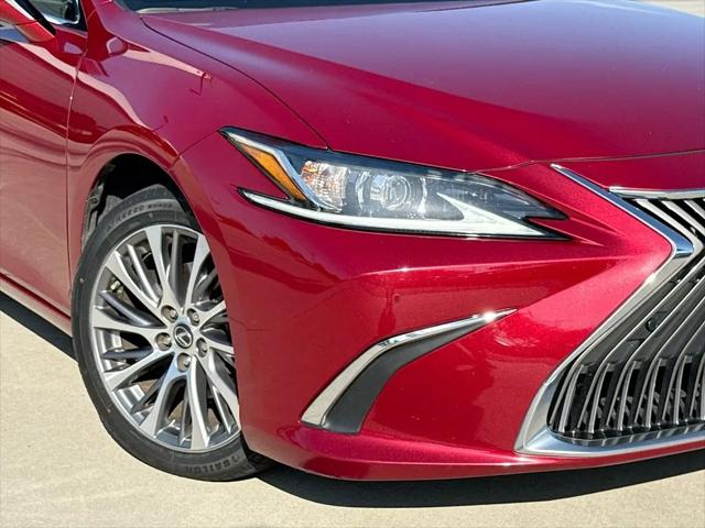 2019 Lexus ES 350 Luxury