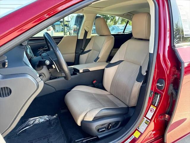 2019 Lexus ES 350 Luxury