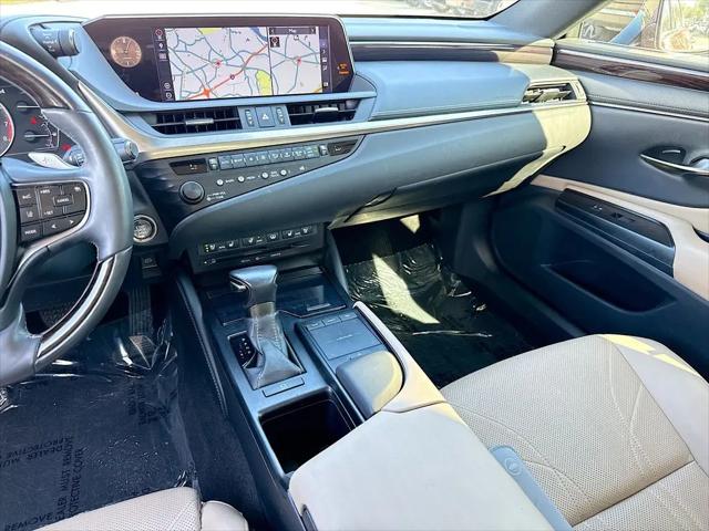 2019 Lexus ES 350 Luxury