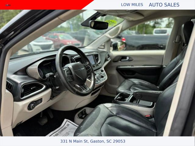 2020 Chrysler Pacifica Touring L