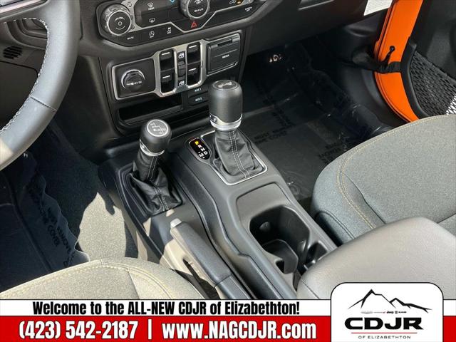 2025 Jeep Wrangler 4-Door Summit 4x4