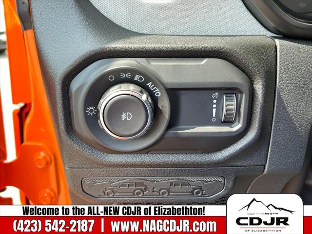2025 Jeep Wrangler 4-Door Summit 4x4