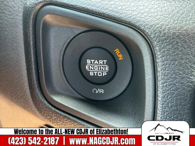 2025 Jeep Wrangler 4-Door Summit 4x4