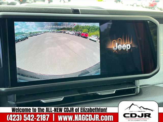 2025 Jeep Wrangler 4-Door Summit 4x4