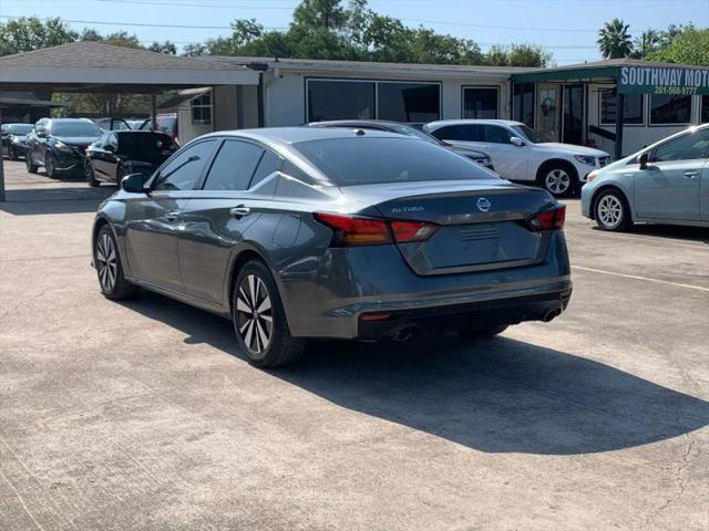 2022 Nissan Altima SV FWD