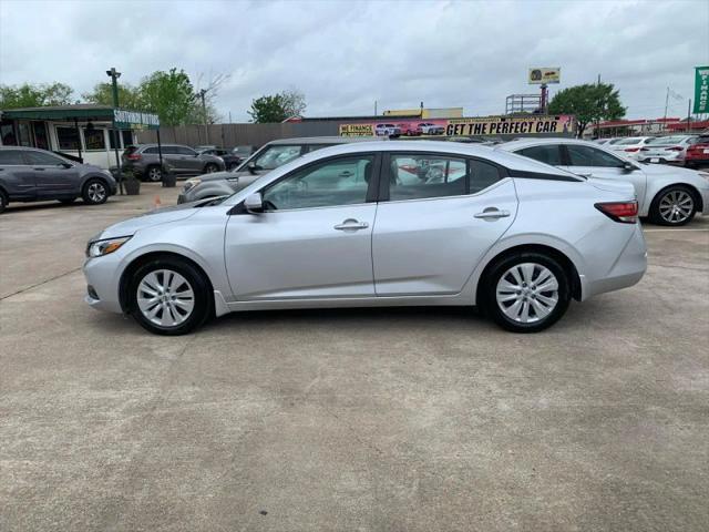 2022 Nissan Sentra S Xtronic CVT