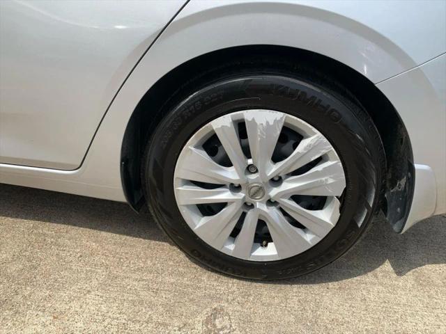 2022 Nissan Sentra S Xtronic CVT