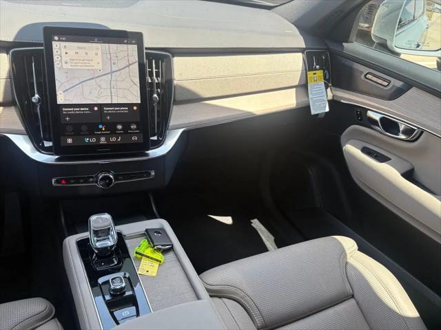 2026 Volvo XC90 Ultra, B6 AWD Gas (mild hybrid), Gasoline, Bright, 7 Seats